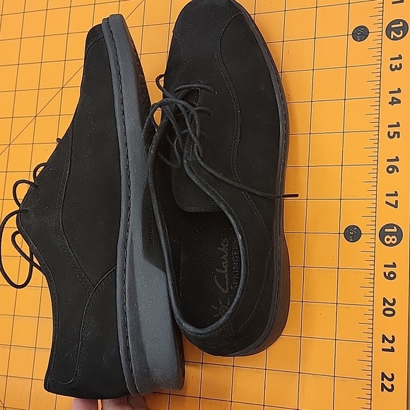 Clarks 9.5 Black Springers Leather Oxfords NIB - Picture 4 of 8